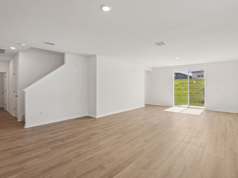 Spacious, unfurnished interior of a new home in Benton Hills - Classic Series, Brooksville (Image 13).