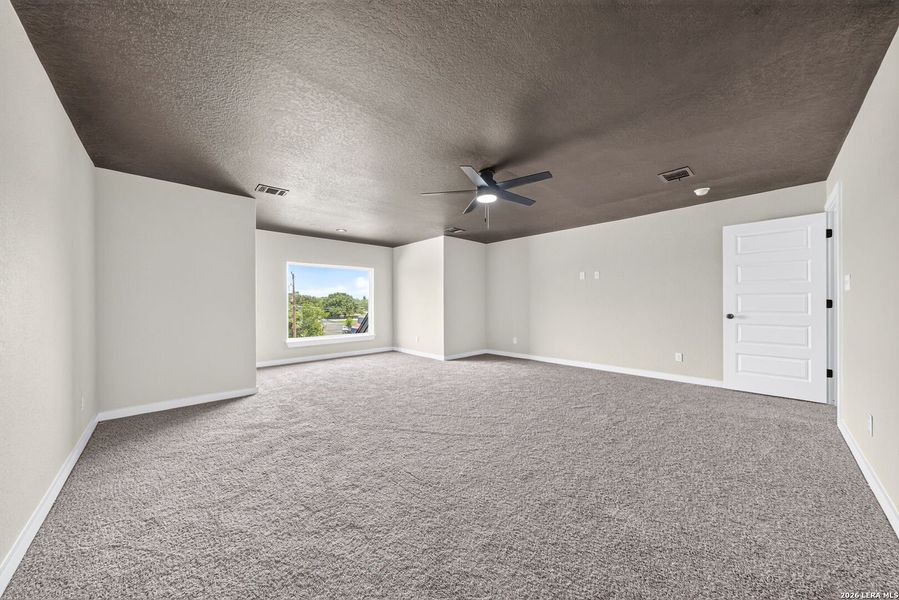 Spacious, unfurnished interior of a new home in , Somerset (Image 37).