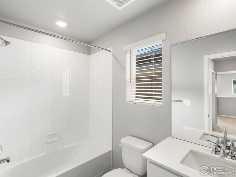 Furnished interior view inside a new home in Lake Bluff, Greeley (Image 11).