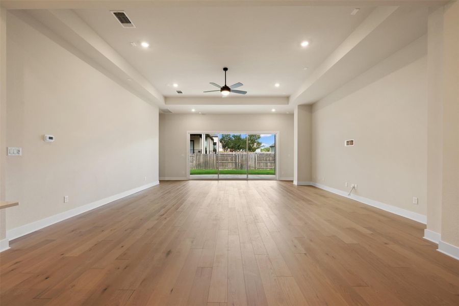 Spacious, unfurnished interior of a new home in La Cima, San Marcos (Image 14).