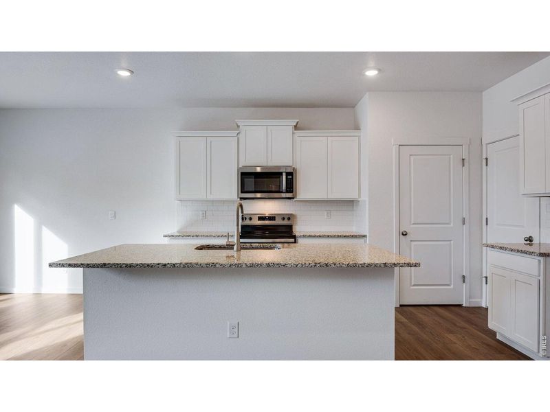 Furnished interior view inside a new home in Lakeside Canyon, Mead (Image 5). Furnished interior view inside a new home in Lakeside Canyon, Mead (Image 5).