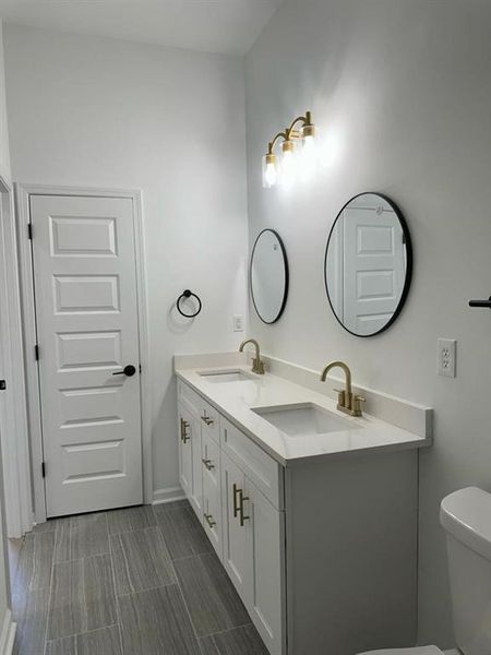 Furnished interior view inside a new home in , Hogansville (Image 30).