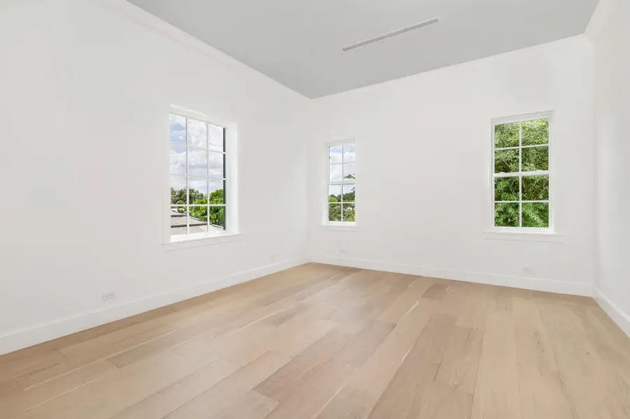 Guest Bedroom Guest Bedroom