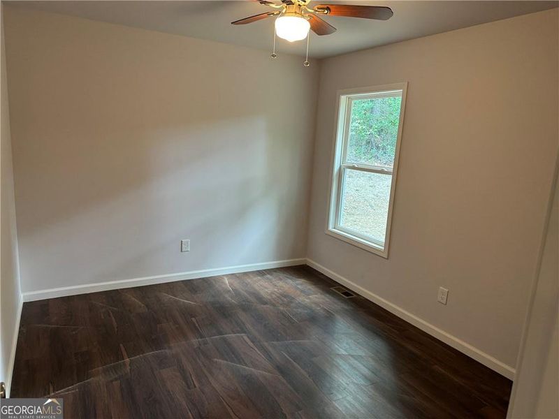 Spacious, unfurnished interior of a new home in , Martin (Image 3).