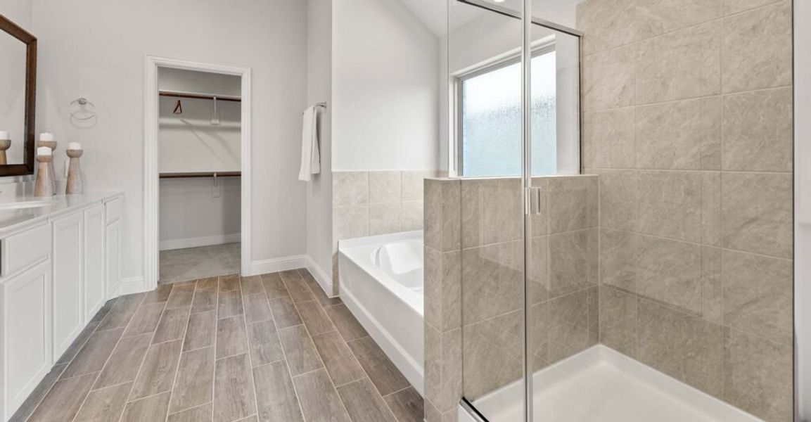 Representative exterior photo of a completed home built from the Hampton by Impression Homes in Still Water Lake, Godley, TX (Image 12). Representative exterior photo of a completed home built from the Hampton by Impression Homes in Still Water Lake, Godley, TX (Image 12).