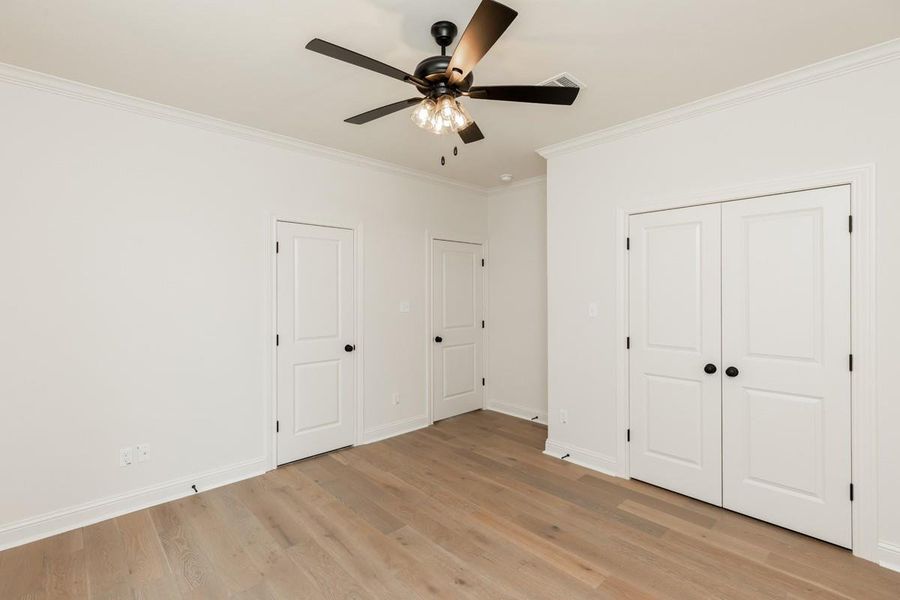 Spacious, unfurnished interior of a new home in , Beaumont (Image 37).