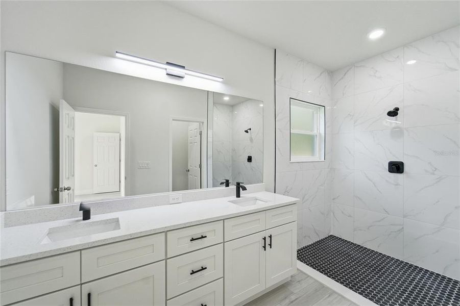 Furnished interior view inside a new home in , Citrus Springs (Image 9).