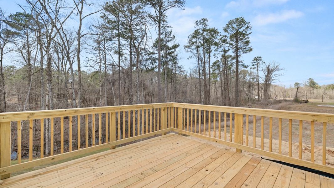 Representative exterior details of a home built from the Galen by D.R. Horton in South Wind, South Fulton (Image 3).