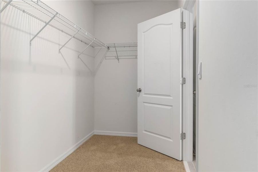 Spacious, unfurnished interior of a new home in , New Smyrna Beach (Image 27).