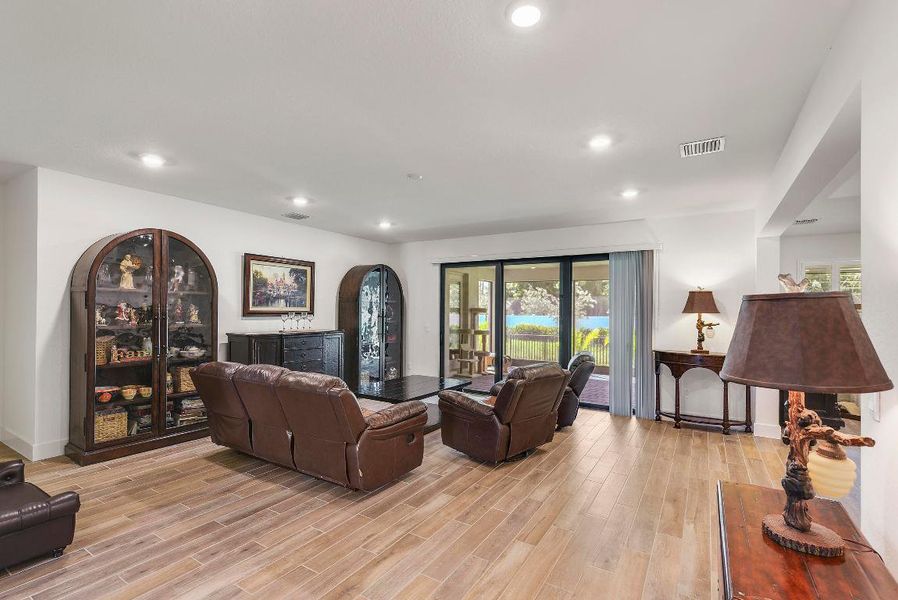 1380 Lago Cir Palm City FL-print-009-013