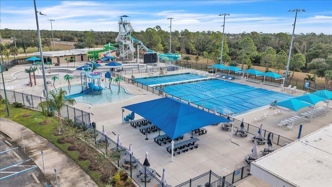 Community amenities in , North Port (Image 4).