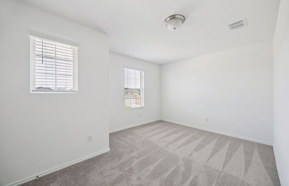 Representative unfurnished interior of a home built from the Kisko by Centex in Mobberly Farms, Pilot Point (Image 22).