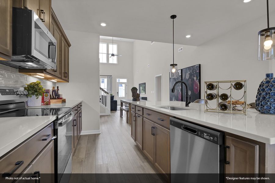 Furnished interior view inside a new home in Bally Castle, Murrells Inlet (Image 20).