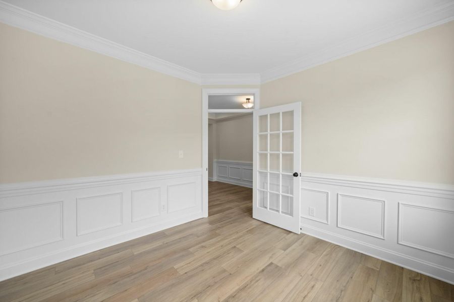 Spacious, unfurnished interior of a new home in Grove Park, Clemmons (Image 21).