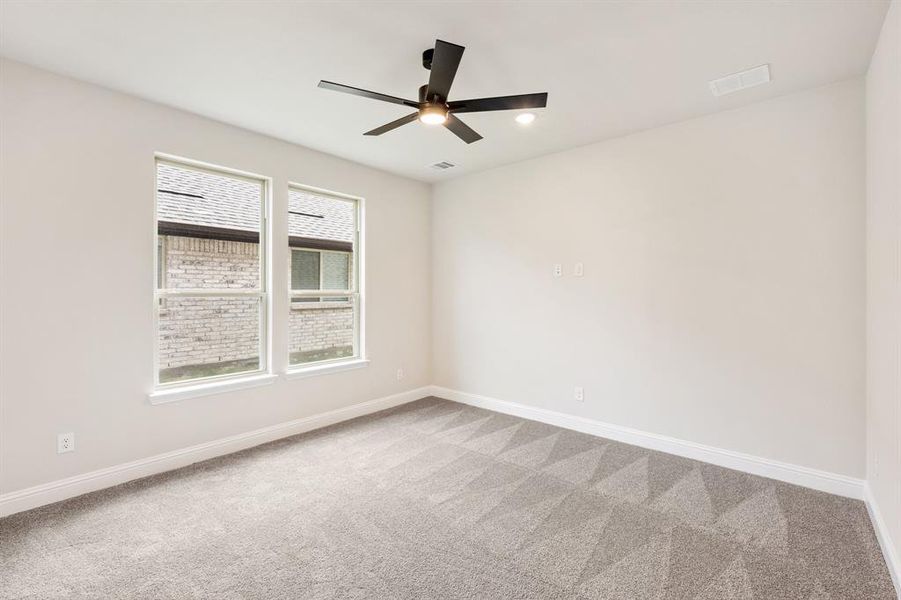 Spacious, unfurnished interior of a new home in Creekview Meadows, Pilot Point (Image 19). Spacious, unfurnished interior of a new home in Creekview Meadows, Pilot Point (Image 19).