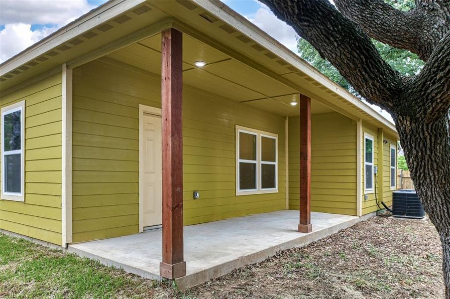 Covered Patio could easily be screened in to enjoy a relaxing summer evening.