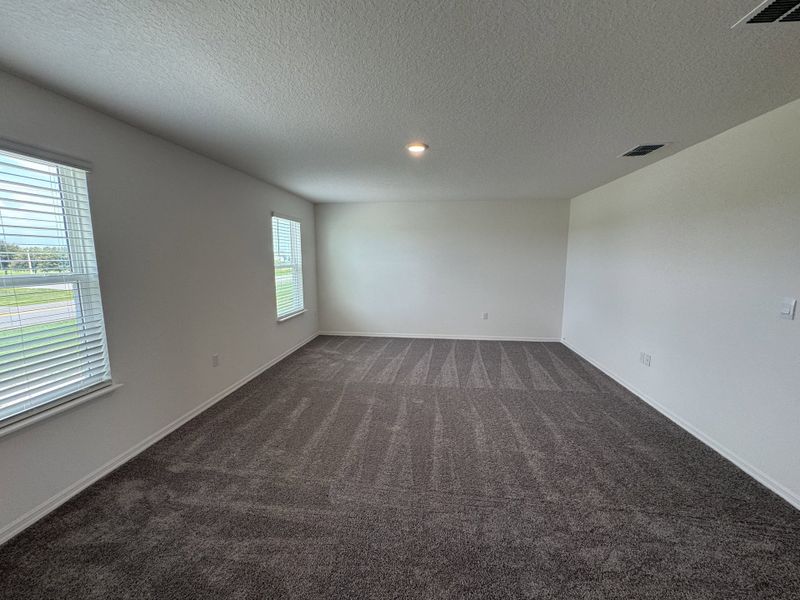Spacious, unfurnished interior of a new home in Poinciana, Poinciana (Image 21).