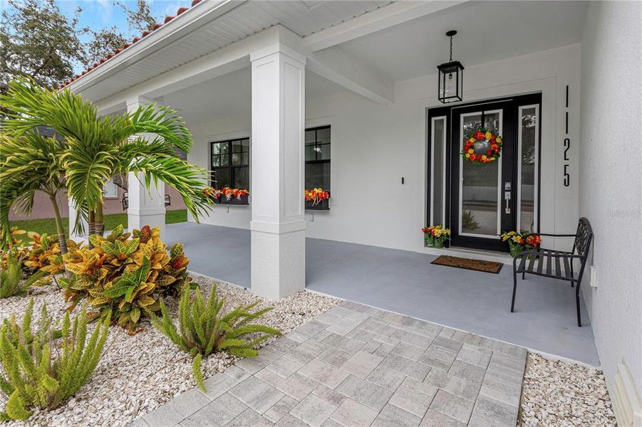 Furnished interior view inside a new home in , Tarpon Springs (Image 43).