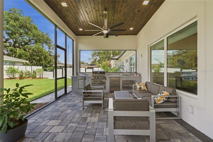 Exterior details and patio area of a home in , Winter Haven (Image 34).