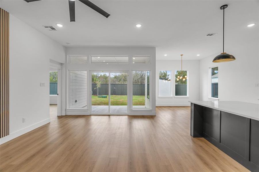 Spacious, unfurnished interior of a new home in , Granbury (Image 13).