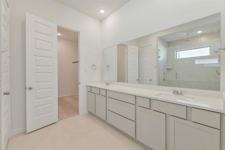 Furnished interior view inside a new home in Stone Creek Ranch, Hockley (Image 9).
