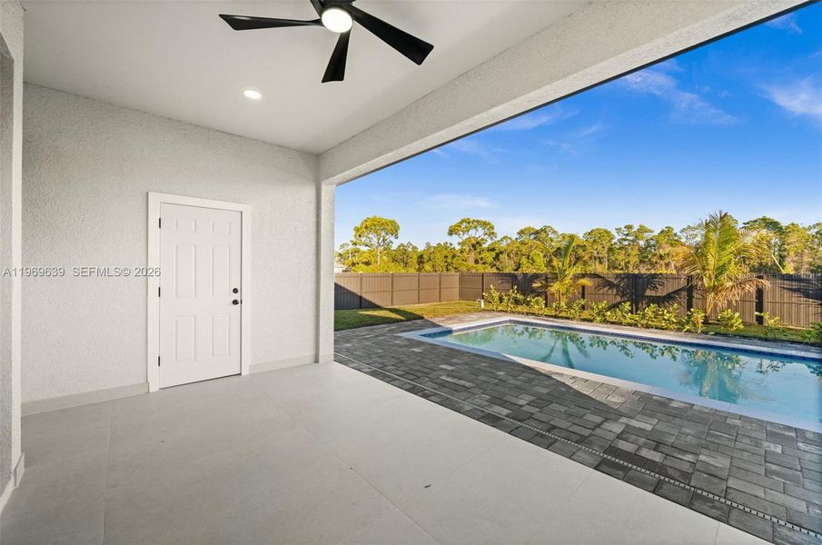 Exterior details and patio area of a home in , Cape Coral (Image 24).