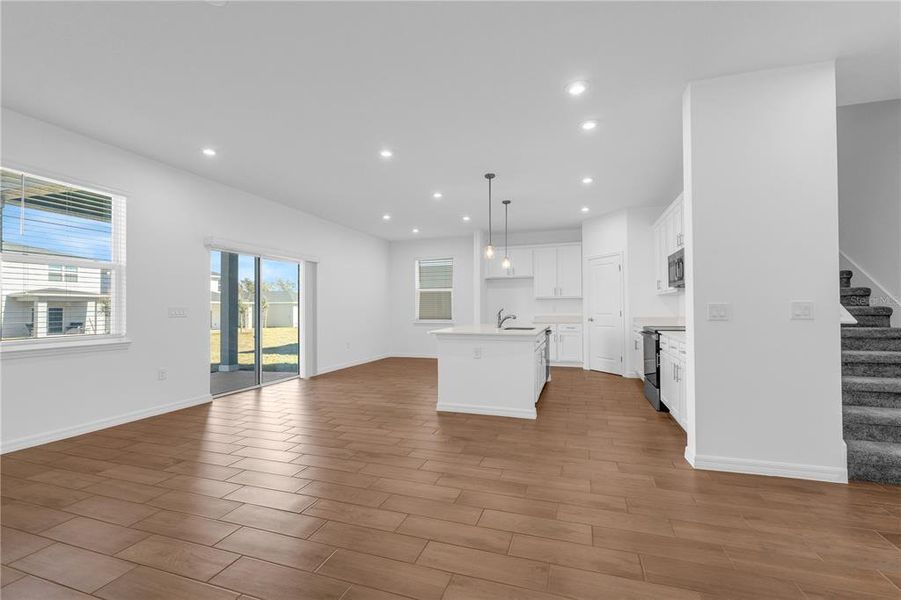 Spacious, unfurnished interior of a new home in Oakfield Trails, Parrish (Image 17).