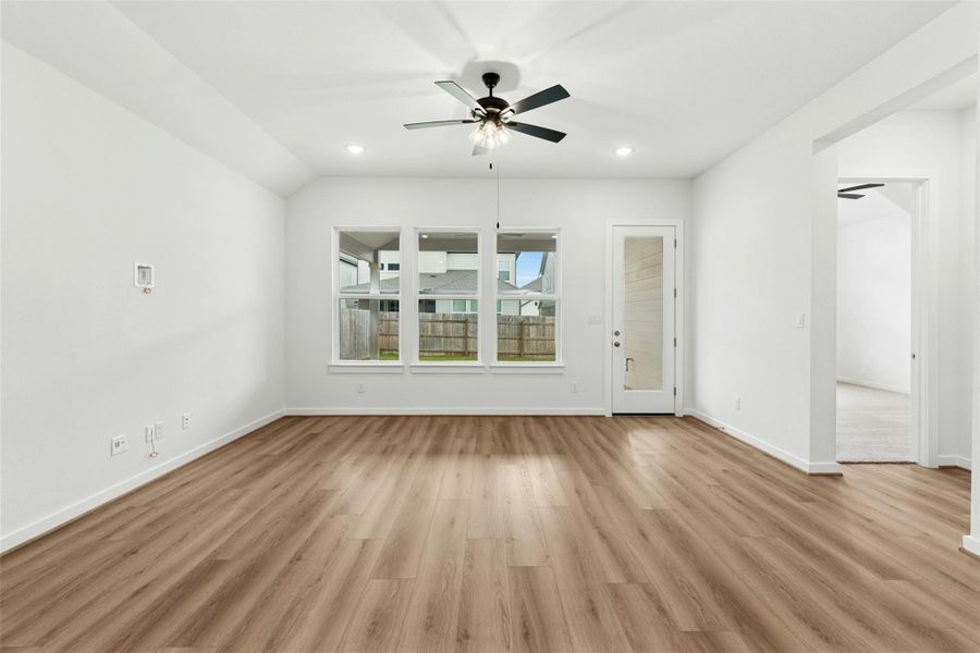 Spacious, unfurnished interior of a new home in University Heights, Round Rock (Image 27). Spacious, unfurnished interior of a new home in University Heights, Round Rock (Image 27).