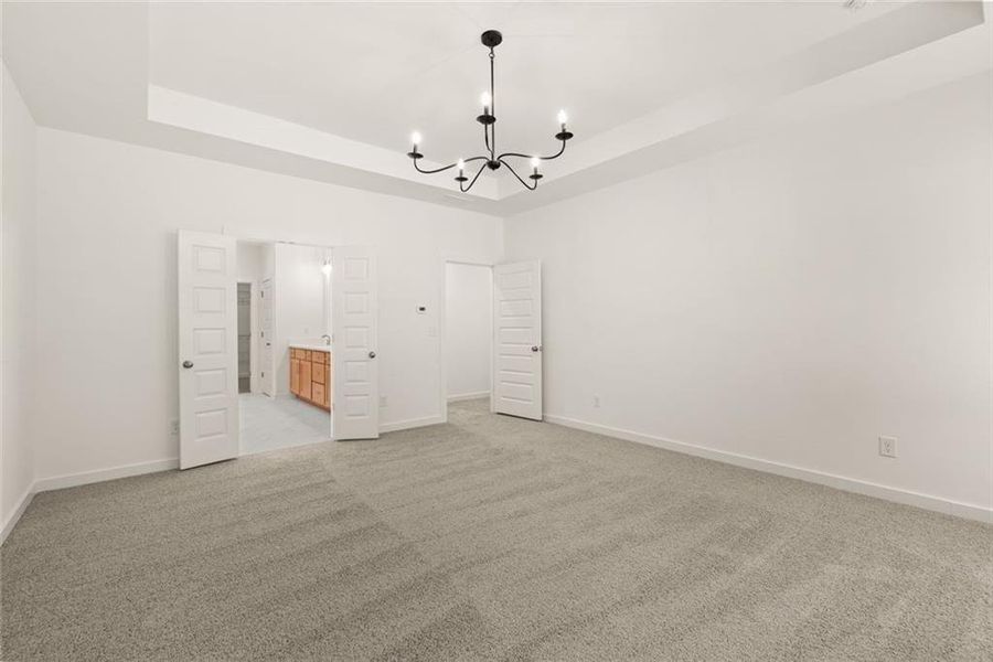 Spacious, unfurnished interior of a new home in , Gainesville (Image 39).