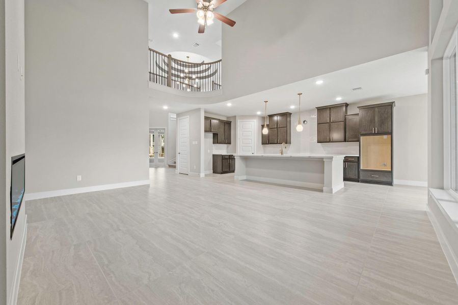 Spacious, unfurnished interior of a new home in Grand Central Park, Conroe (Image 20). Spacious, unfurnished interior of a new home in Grand Central Park, Conroe (Image 20).