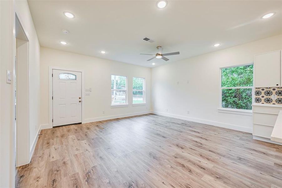 Spacious, unfurnished interior of a new home in , Dallas (Image 9). Spacious, unfurnished interior of a new home in , Dallas (Image 9).