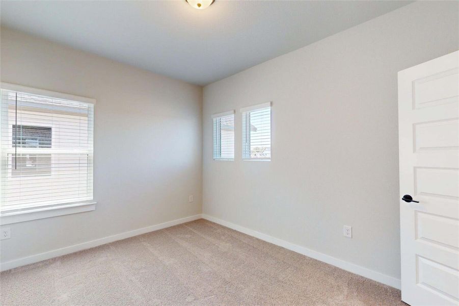 Spacious, unfurnished interior of a new home in Cedar Brook, Leander (Image 31).