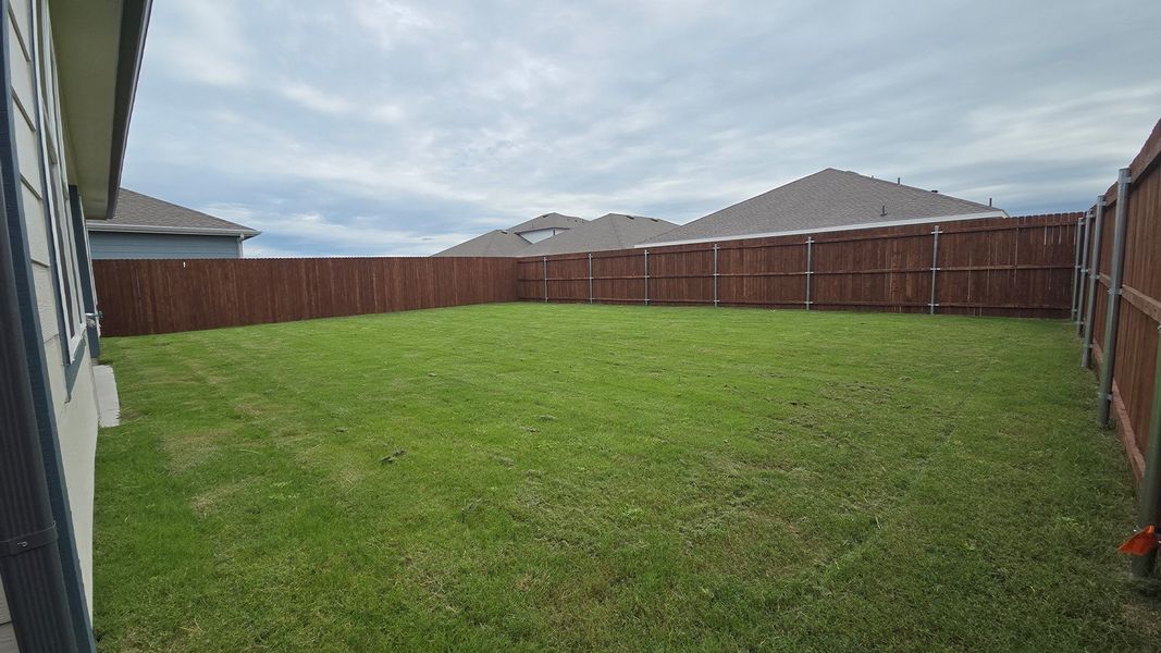 Exterior details and patio area of a home in Wildwood, Royse City (Image 3).