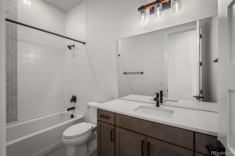 Furnished interior view inside a new home in Cloverleaf – Mountainview Collection, Monument (Image 14).