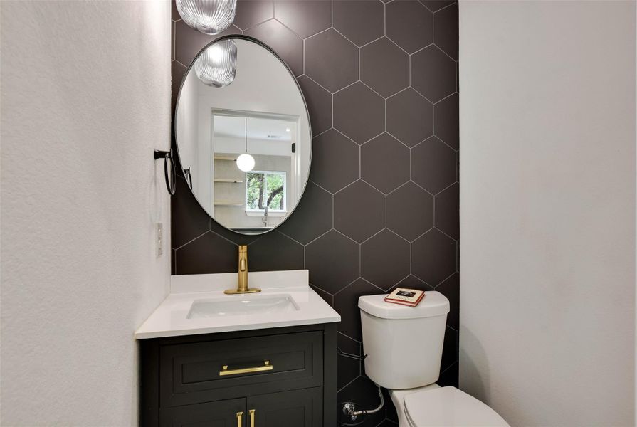 Furnished interior view inside a new home in , Leander (Image 6).