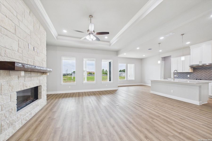 Spacious, unfurnished interior of a new home in , Castroville (Image 33).