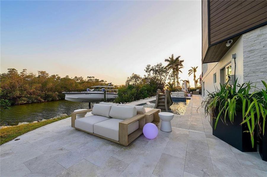 Exterior details and patio area of a home in , Sarasota (Image 3).