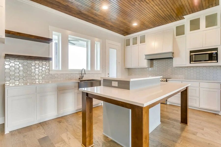 Representative furnished interior of a home built from the The Paxton by Elmwood Custom Homes in Ranch at Stone Hill, Waxahachie (Image 17). Representative furnished interior of a home built from the The Paxton by Elmwood Custom Homes in Ranch at Stone Hill, Waxahachie (Image 17).