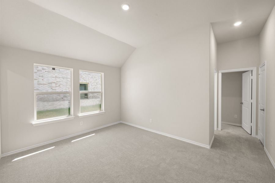 Spacious, unfurnished interior of a new home in Hunters Ridge, Crowley (Image 25).