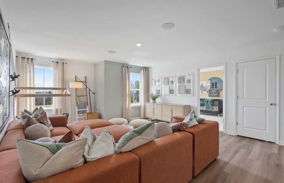 Furnished interior view inside a new home in Avery Ridge, Gainesville (Image 20).