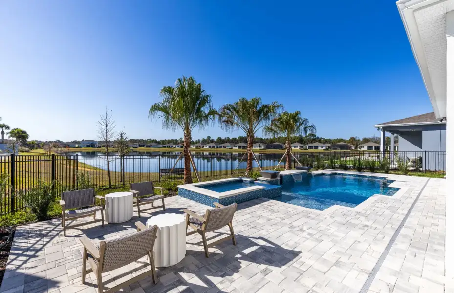 Image 15 representing the Stellar Grand by Pulte Homes in Stonehill, Howey-in-the-Hills, FL.