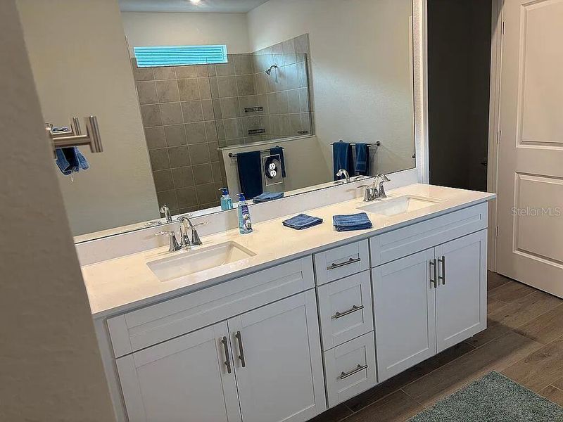 Furnished interior view inside a new home in , Englewood (Image 11).