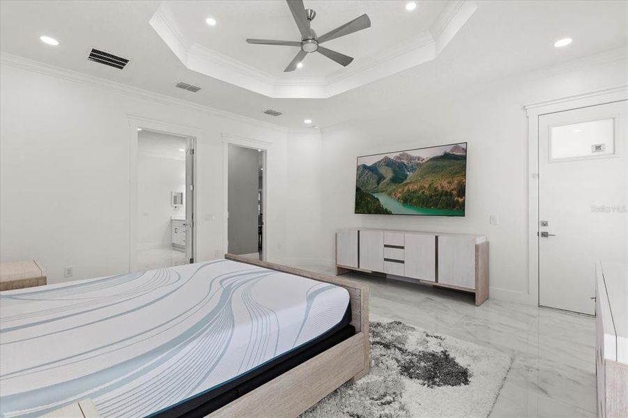 Furnished interior view inside a new home in , Clermont (Image 58). Furnished interior view inside a new home in , Clermont (Image 58).