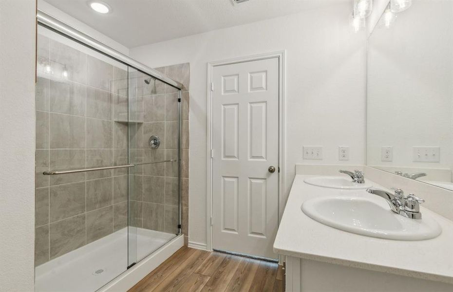 Oversized shower*real home pictured