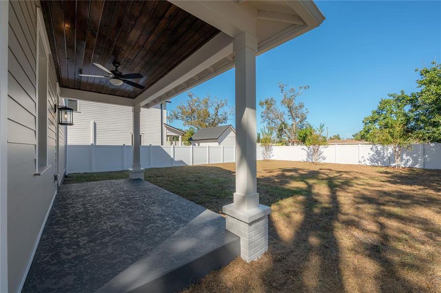 Exterior details and patio area of a home in , Tampa (Image 31).