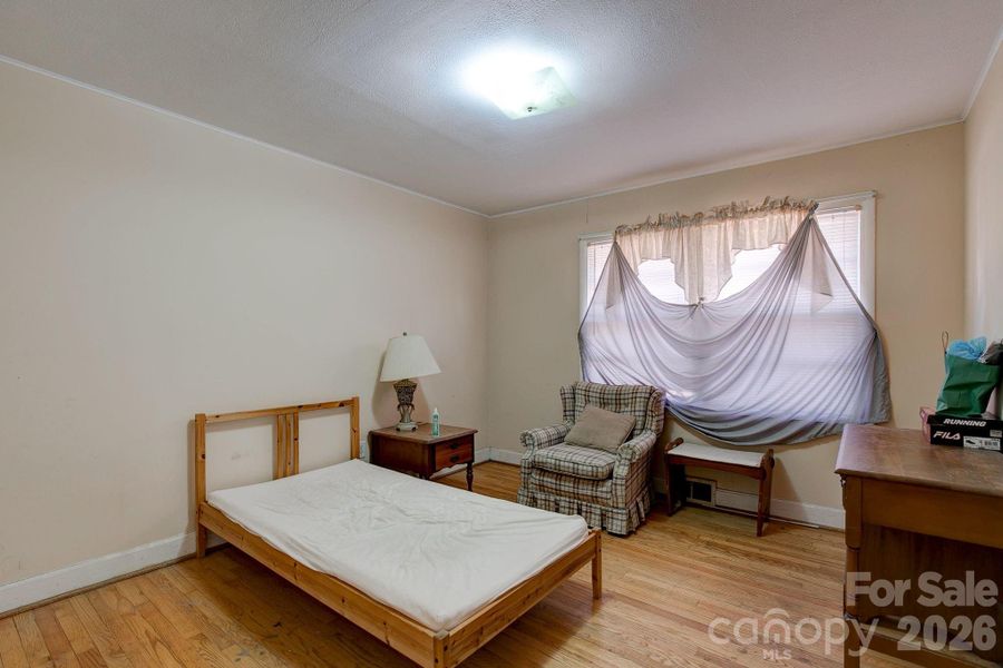 Furnished interior view inside a new home in , Pageland (Image 12).