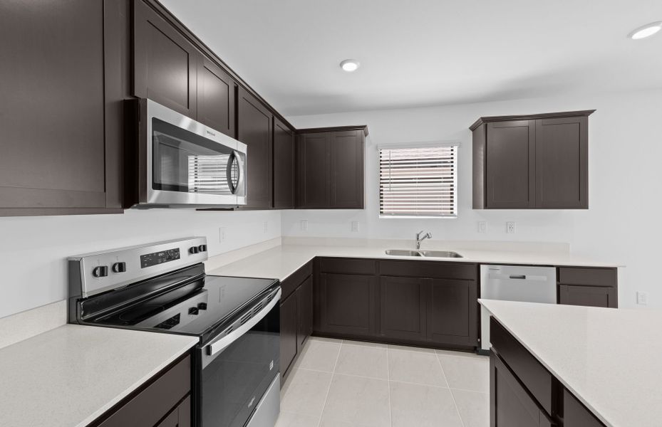 Furnished interior view inside a new home in Caloosa Cove, Labelle (Image 7). Furnished interior view inside a new home in Caloosa Cove, Labelle (Image 7).