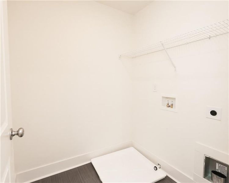 Spacious, unfurnished interior of a new home in Tribute, Hoschton (Image 18).