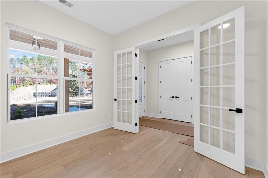 Spacious, unfurnished interior of a new home in , Cumming (Image 11).