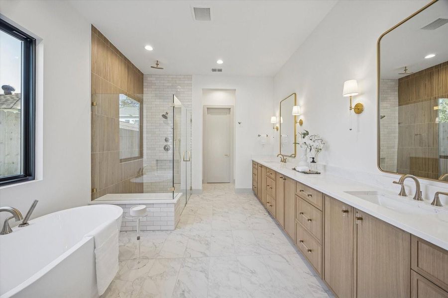 Furnished interior view inside a new home in , Houston (Image 33). Furnished interior view inside a new home in , Houston (Image 33).